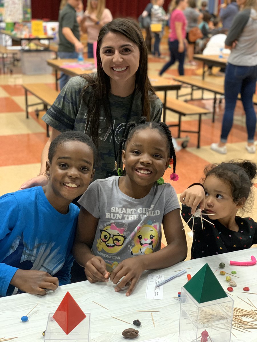 DSanchezG's tweet photo. Math IS a big deal at RCES!!! What an awesome event! @MooreRCES @RCES_Office @Supt_comalisd @PainterLindsey https://t.co/QbvBoamPcl