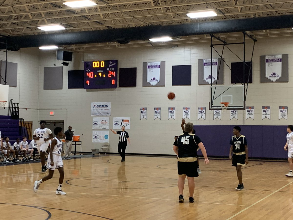 RCEMiddle's tweet photo. Panthers win 40-25 #teamRCE🐾 #RCEhoops🏀 #PantherPride💜 https://t.co/38CfuRsPHU