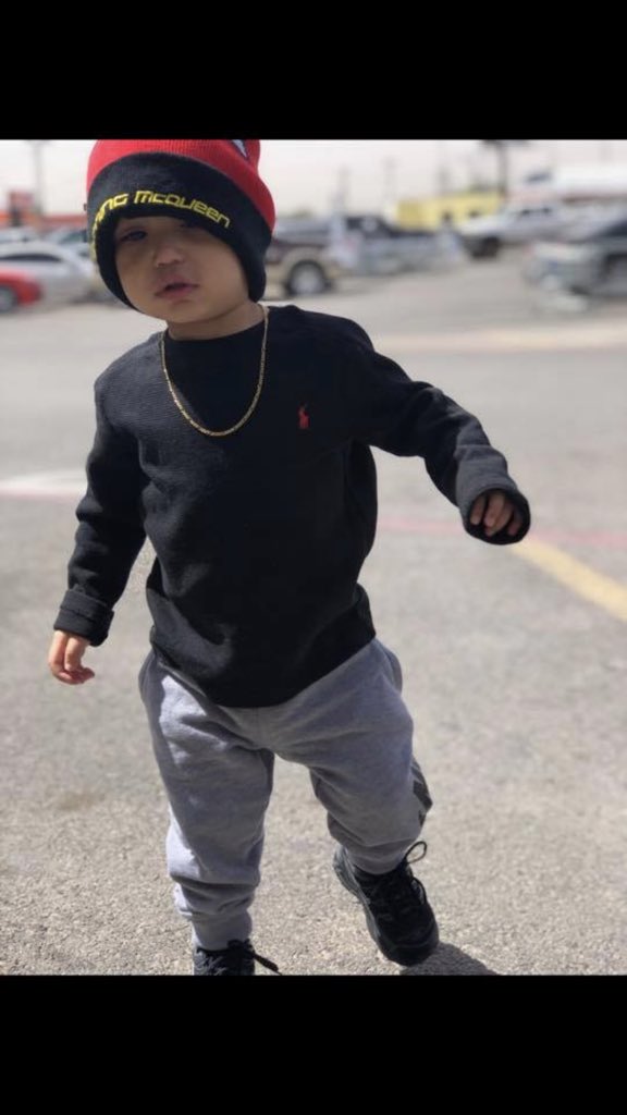 NitchyIpples's tweet photo. the tata                     the baby https://t.co/0MDJQnLAbL