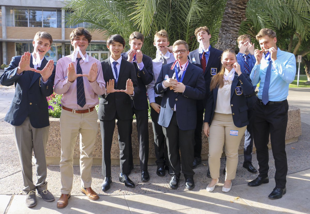 SaguaroDECA's tweet photo. Good day at district. 9 of 12 who tested got a medal. One team got medals for role play and overall finished 2nd. First timer McCade took home three medals. Nice work from a small team. @SaguaroSUSD @ScottsdaleUSD @azdeca https://t.co/TEqRUMeHUC