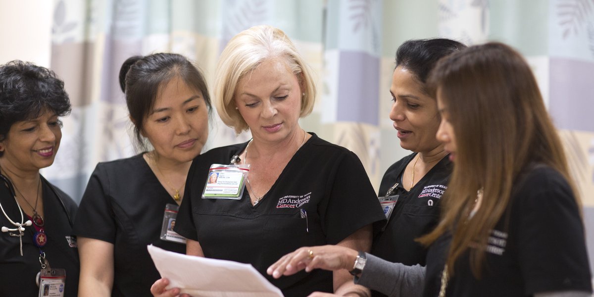 UTMDAnderson's tweet photo. DYK we have more nurses per patient than many hospitals in the country? This ensures our patients get the utmost attention and quality care. 

Learn what else sets MD Anderson apart: https://t.co/E69iDXAOcl #endcancer https://t.co/IhKI15CCIy