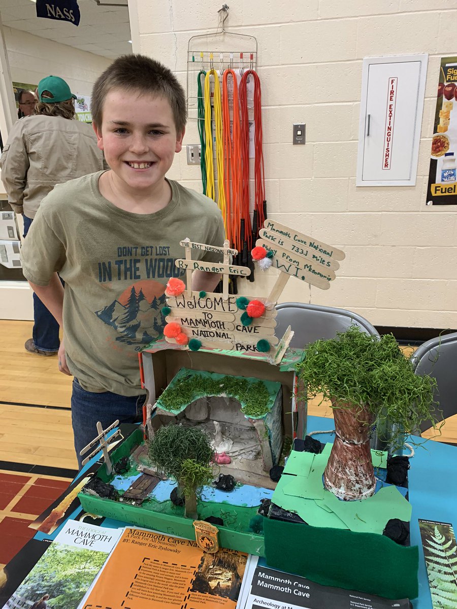 joezydowsky's tweet photo. So proud of all the Wakanda Elementary 5th graders in Menomonie for their great National Park presentations and tonight’s chili dinner fundraiser. #RangerNight https://t.co/nore48vQZA