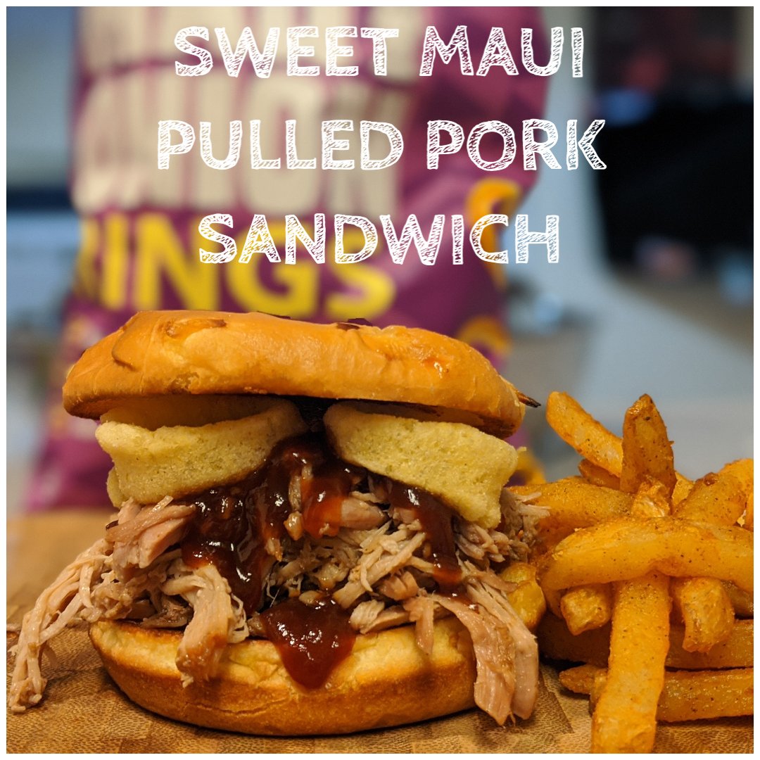CosmosCreations's tweet photo. If you're not sure what to make for dinner tomorrow, check this out!  

Tip: Replace the bun with gluten free bread or lettuce wrap for gluten allergies! 😋

#SMO #EasyDInners #SlowCookerDinner #BBQ #SweetMaui #CosmosCreations https://t.co/vrmljLBWlz