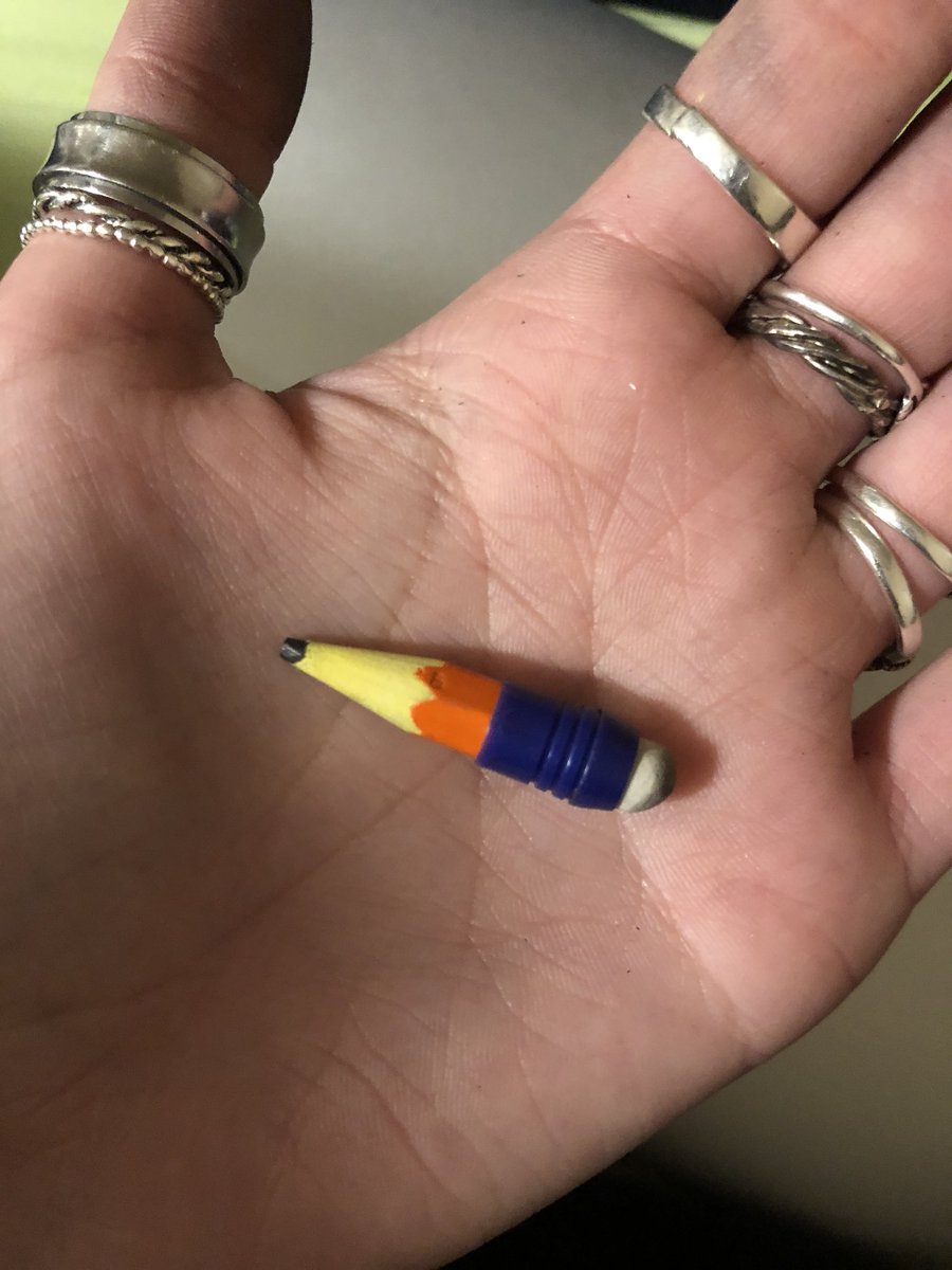 brunsfigb09's tweet photo. Incase y’all were wondering what kind of pencils @E_Droza wrote with in elementary and middle school. This was it. https://t.co/wVCRgGVslh