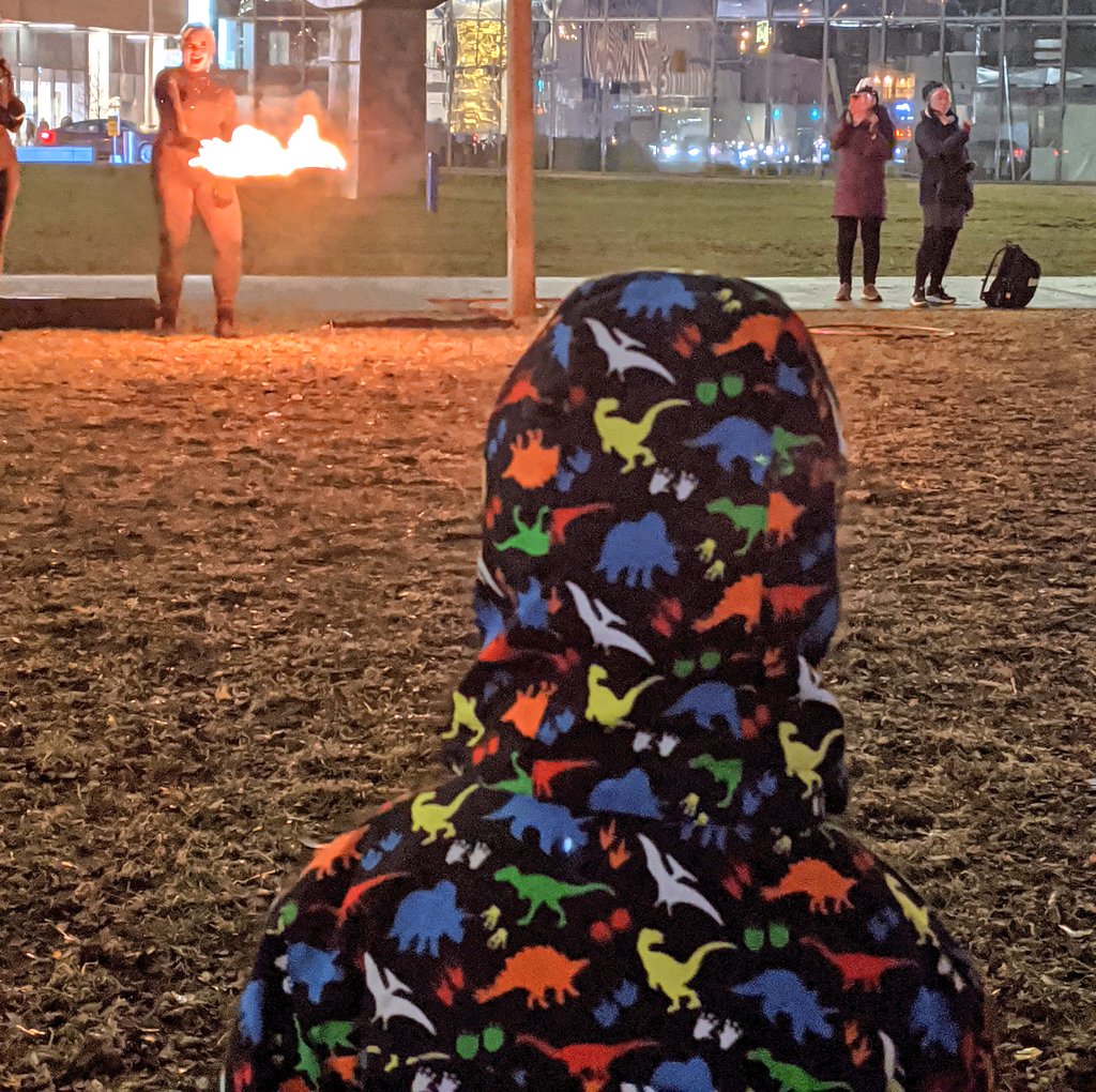 YashYanthi's tweet photo. Checked out #LoopTo taking place at @WaterfrontTO until Feb 8th. This free, interactive light installation happens daily from 9 a.m. to 11 p.m. I was impressed that the kids were quiet during the #NorthFireCircus performance (they'll be there every Saturday). Totally captivated! https://t.co/DHUZORqsrN