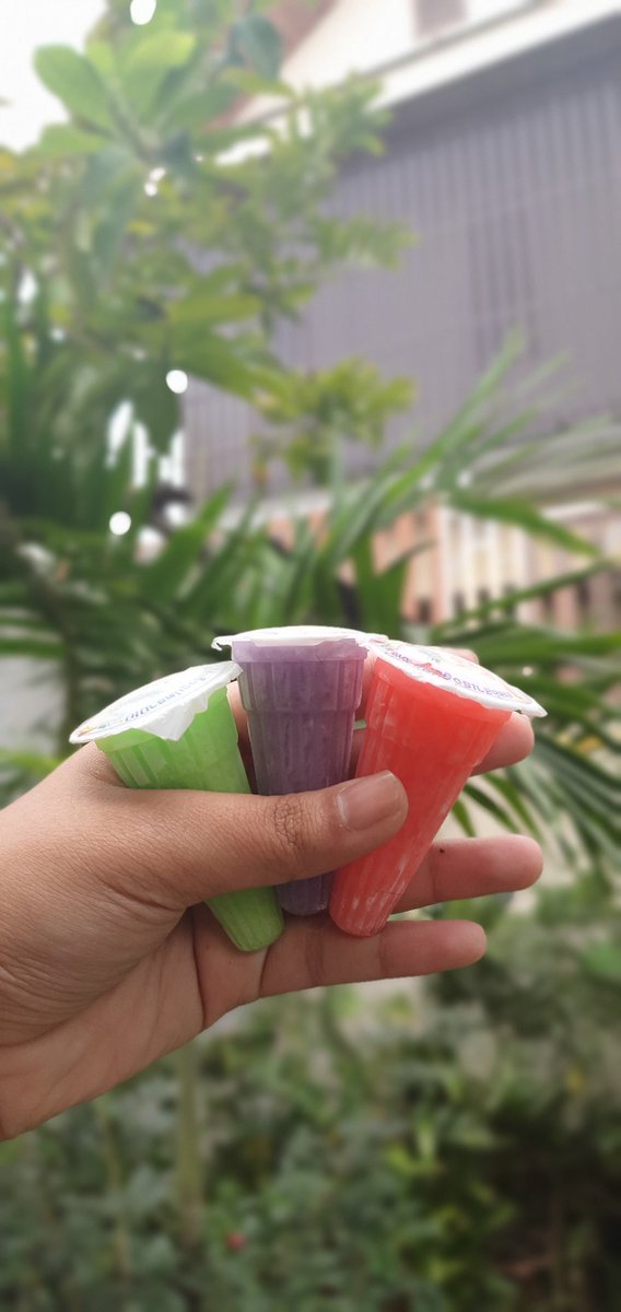 NessJNP's tweet photo. 3สีนี่ คือเดอะเบสในใจเลย ยิ่งแช่ช่องฟรีชยิ่งอร่อย อย่างชอบเลยค้าบบบ
#saveปีโป้ม่วง https://t.co/wigzG90Ekw