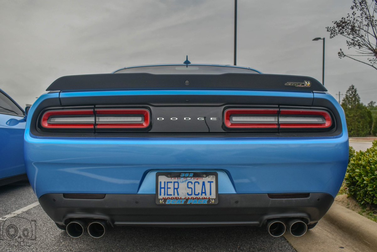 TOMMY2GZ's tweet photo. #TailLightTuesday #dodge #mopar #dodgechallenger #domesticnotdomesticated #moparornocar #moparfreshinc #automotivephotography @Dodge @OfficialMOPAR https://t.co/zS8ngGVobb