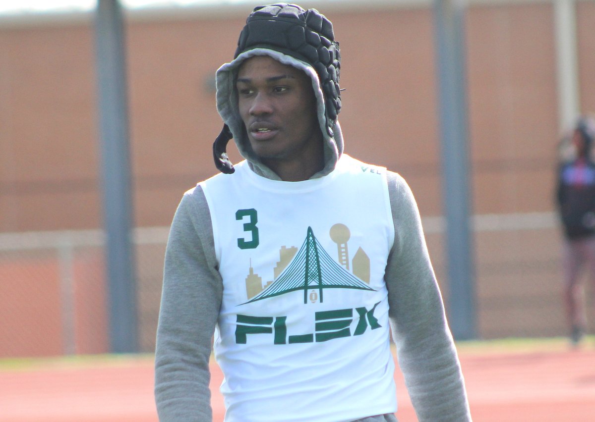 EJHollandOn3's tweet photo. Here is my All-Tournament team from this weekend's @Pylon7on7 Dallas event (FREE). https://t.co/KSey2eskdJ https://t.co/vbgJ1DDIsN