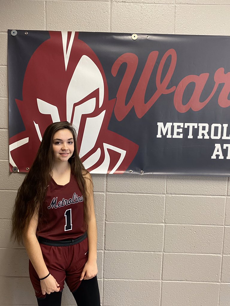 Metrolina_WBB's tweet photo. The Lady Warriors top performers in their 74-36 conference win over Gaston Christian

Emma Phibbs (#5, co ‘23) with 15 pts, 8 asts, 5 rebs, 5 stls
Emily Walters (#1, co ‘21) with 13 pts, 5 asts, 5 rebs, 3 stls

@langstonwertzjr @charlottepreps @UCHOOPS https://t.co/e204z9GuqF
