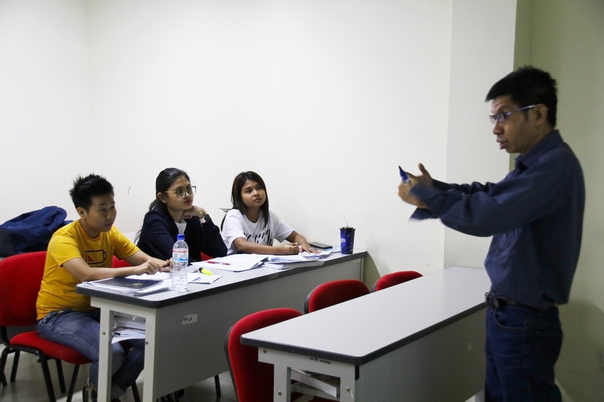 TMCacademy's tweet photo. Students from British University College, #Myanmar, here for a 3-week #Business course! https://t.co/rqKlJsjvpl