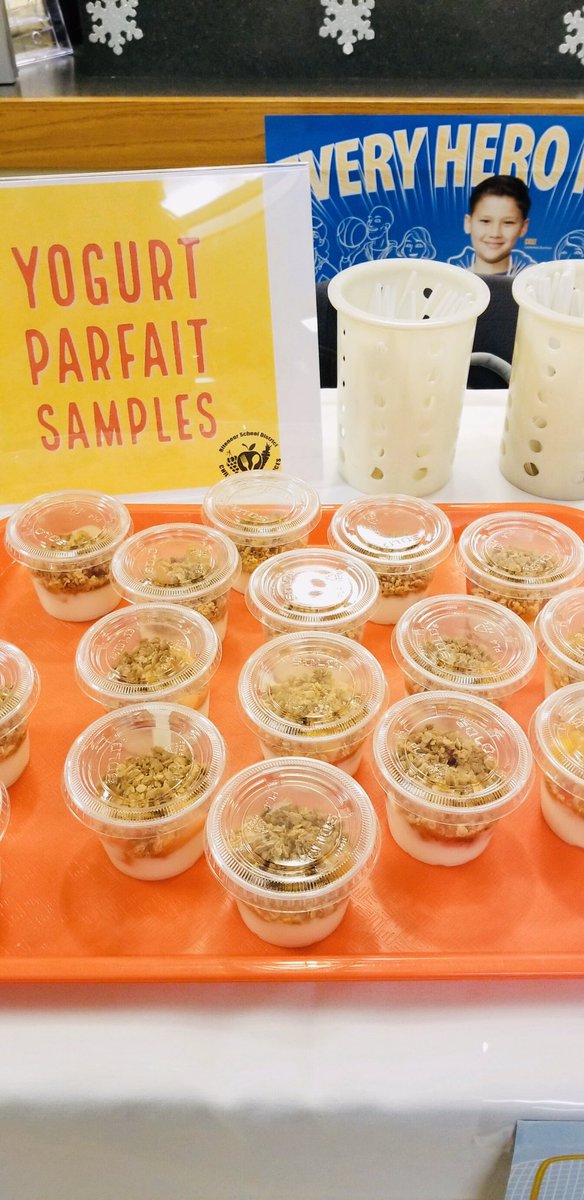 RitFitNutrition's tweet photo. Promoting health &amp; wellness through the power of nutrition at Marion Elementary’s Family Health &amp; Fitness night! https://t.co/G69b4ci7MB