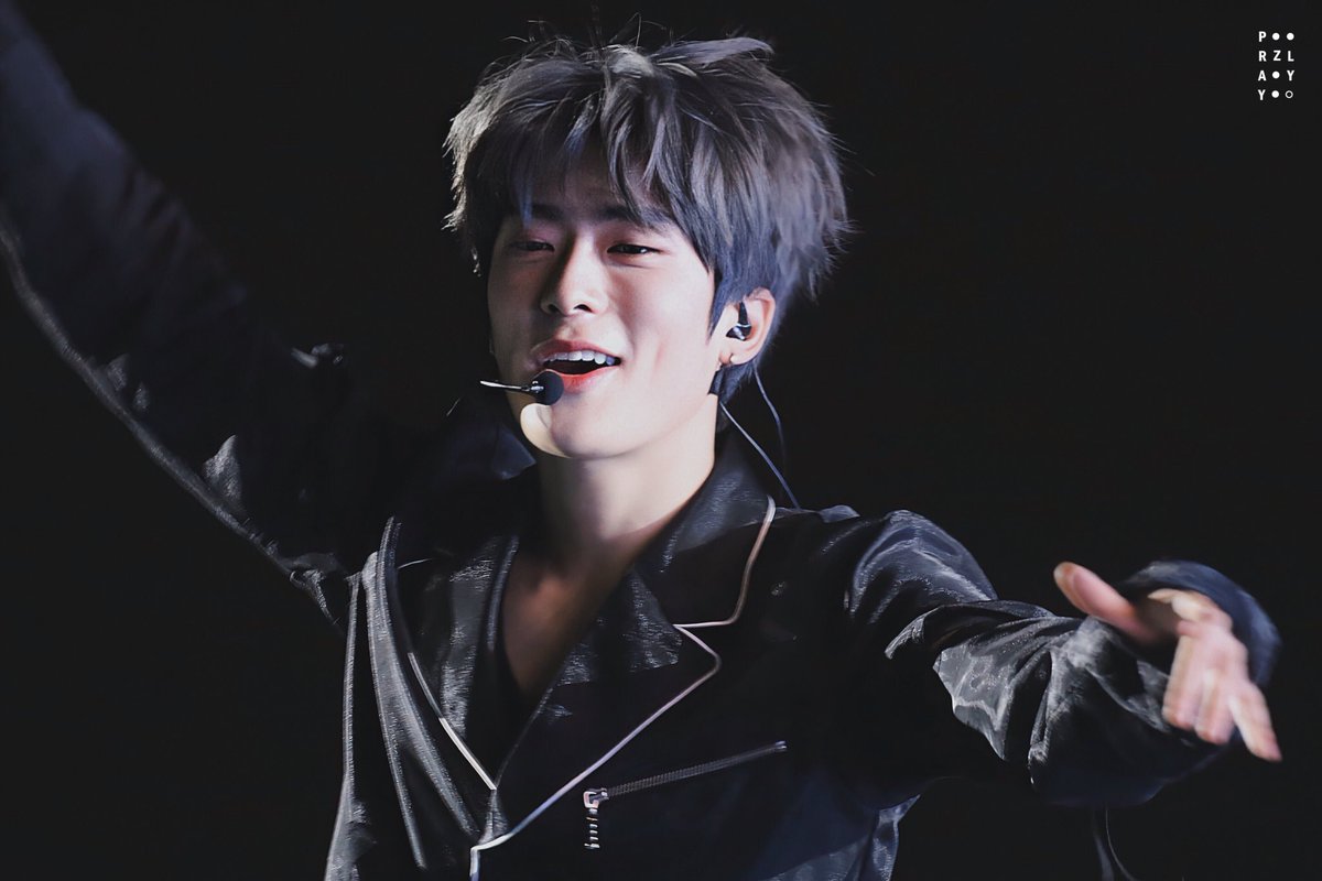 [ HQ ] 200111 KPOPSUPERCONCERT in Hanoi

JEONG JAEHYUN

“ หม่ามี๊ โอ้มมม
หม่ามี๊อุ้มน้องแจนโหน่ยย 🍼✨ “

น้อนน่ารักㅠㅠ เหมือนได้ยินเสียงเรียกออกมาจากรูป

#KPOPSUPERCONCERT #vovkpopsuperconcert 

#YUNO #재현 #윤오 #정재현 #정윤오 #JAEHYUN #แจฮยอน #NCT #NCT127 #엔시티127 #엔시티