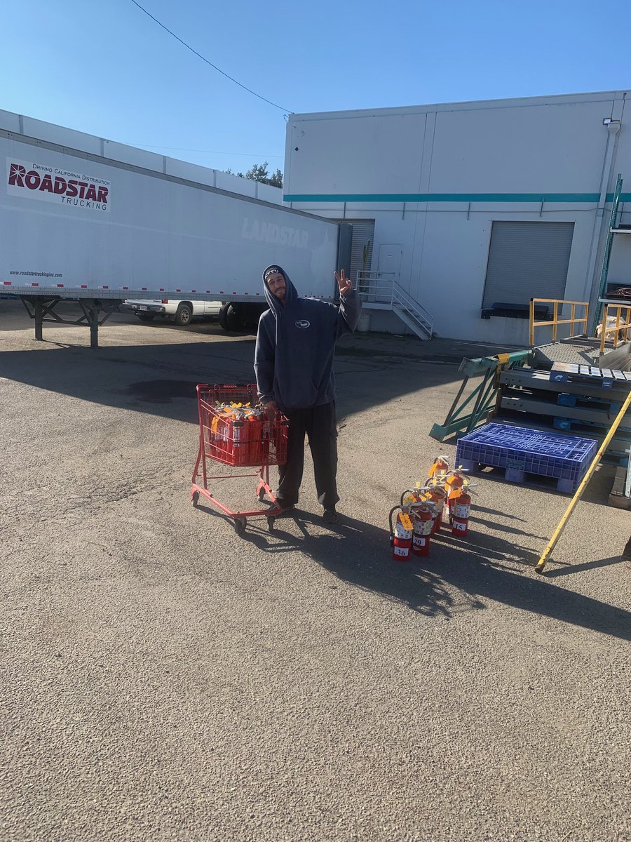 armorfireext's tweet image. This #ThankfulTuesday Armor Fire Extinguisher Co would like to thank Premier Finishing for choosing Armor Fire Extinguisher Co. for their fire protection needs! #armorfireextinguisherco #fireprotection #mobileservice #fireextinguisher #firstaidkits  #thankfultuesday