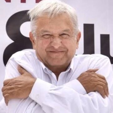 aidaacentoenlai's tweet image. Yo // Mi gemelo de cumple