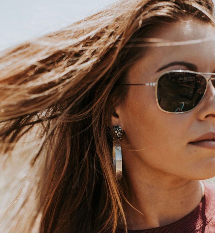 Championbuckles's tweet image. SNEAK PEEK!!

These gorgeous hoop earrings will be making their debut on buff.ly/2G6ImFx very soon! Love them like we do? Snag you a pair.

#customsilver #silverjewelry #championschoicesilver #ccs