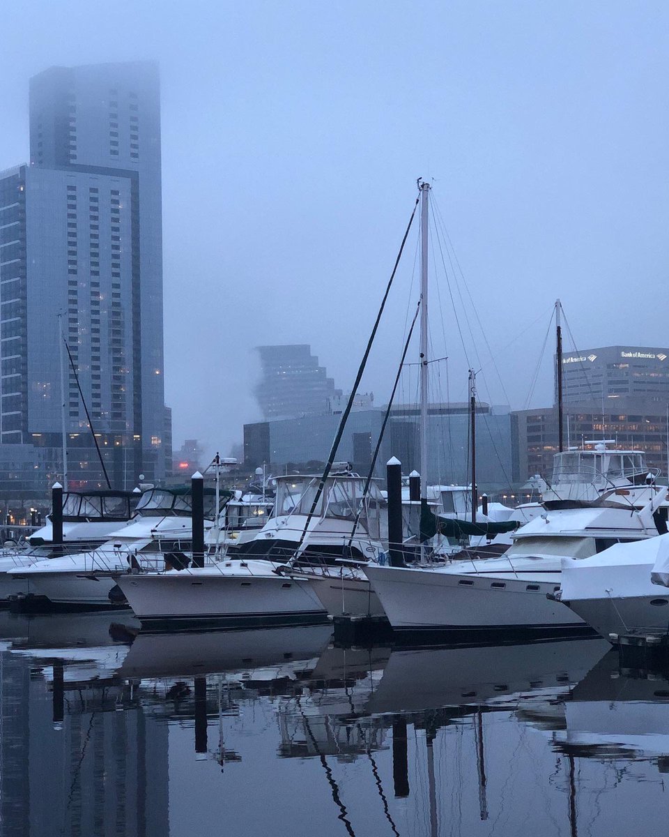 BaltBoatShow's tweet photo. The countdown is on! 🛳🛥🚤
The #BaltimoreBoatShow is Jan. 23-26! Thanks to our friends at @rustyscupper1 for hosting our #BaltBoatShow kick-off party. https://t.co/C5huG0xobt