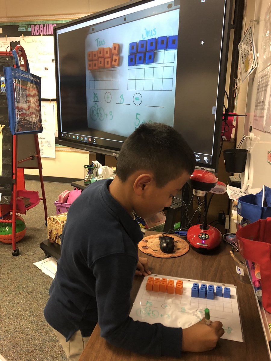 kel_davis87's tweet photo. My 1st graders are learning to add to 20 using a double digit &amp; single digit #. This friend is showing the class how to break the double digit into 10s and 1s, adding the ones together, &amp; then adding the 10 to the ones. 👏🏼👏🏼👏🏼 @Martin_Mustangs @DrTLSha @JSanchez_08 https://t.co/bIesqvv8jo