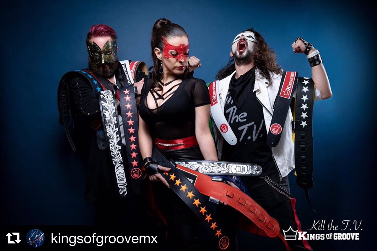 KillTheTV2's tweet photo. Orgullosos de ser parte de la familia #KingsOfGroove #Repost #Straps @kingsofgroove_m with @get_repost
・・・
Bienvenidos a esta familia ,la familia del groove @killthetv2 !!! https://t.co/9ZtZG74eah