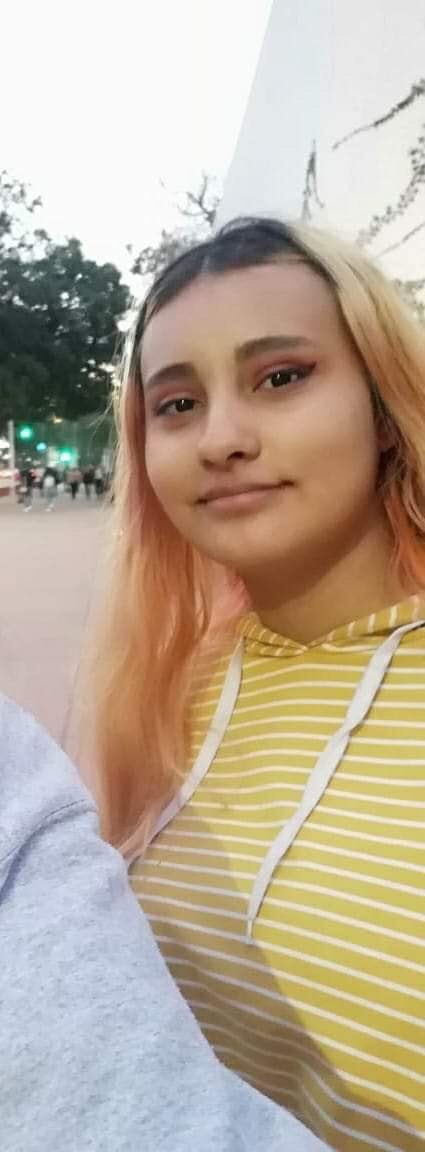 angelicrizo's tweet photo. Por favor ayúdenme a compartir 
Nombre: Gala Sánchez Lemus
Edad: 15 años

Salió lunes 13 de Enero de su casa en Tesistán y ya no regreso, Ya no tuvimos comunicación con ella
El reporte Amber es 2001133948
Teléfono 30304949
@AAMBER_JAL https://t.co/BA6M2FeBrB