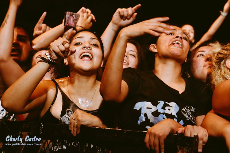 charly_castro20's tweet photo. #efemeridesLPDA
14 de enero de 2017
@DelAbuelo en San Martín, provincia de Buenos Aires.
Fue al aire libre, en la Plaza Irigoyen.
Fer Vecchio en la foto. https://t.co/MjlmU8SzvO