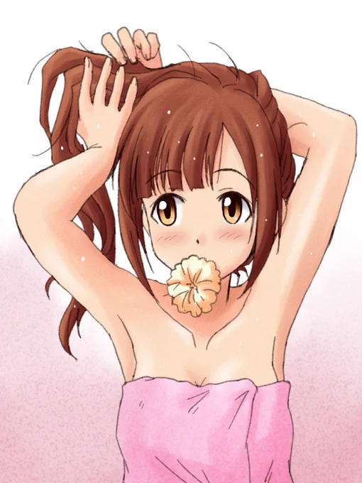 髪を結いながら何かくわえてるやつ 