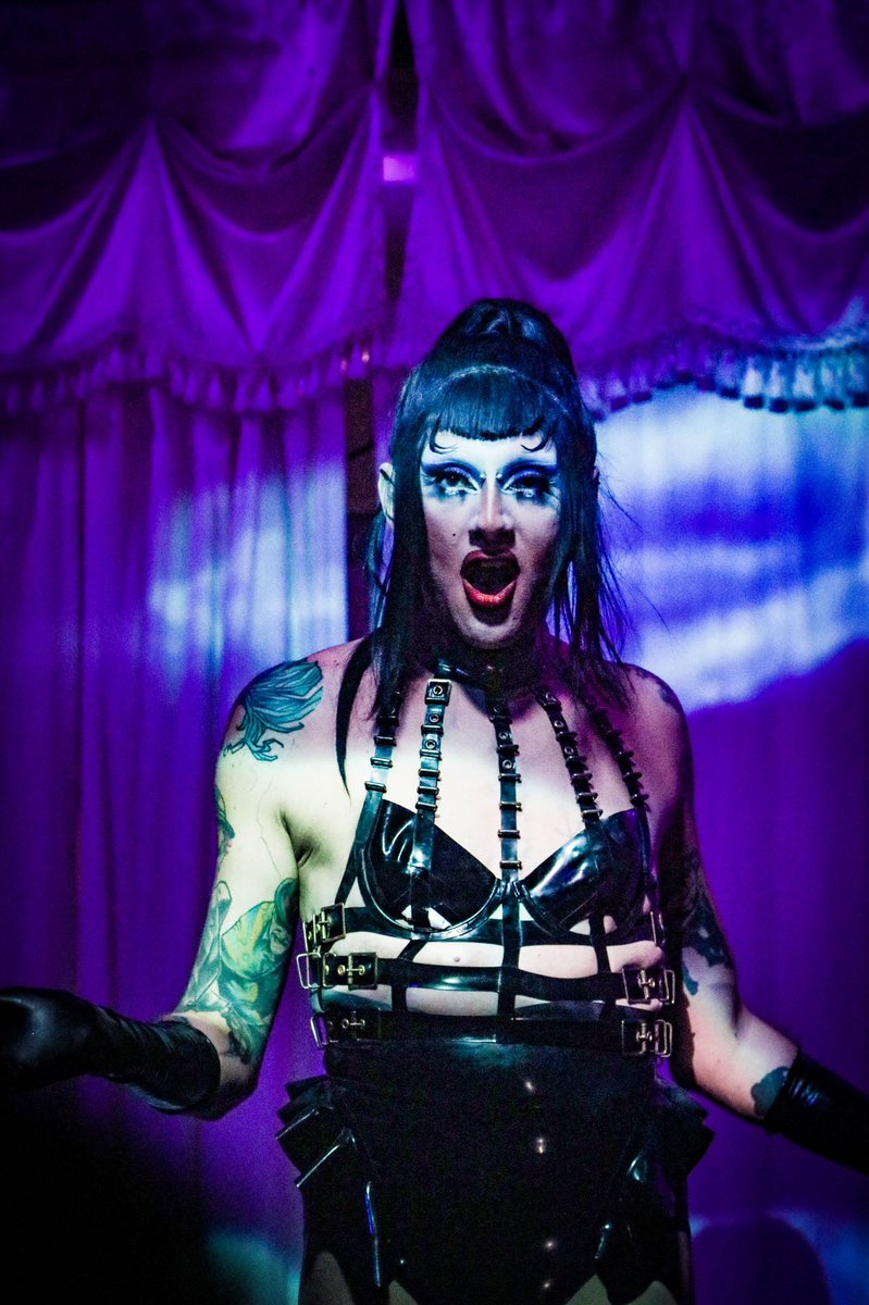 DragCoven's tweet photo. Photos from Saturday night in Austin - mostly Swandive but a quick dip over to Valhalla- are up now!!! 🙆🏼‍♀️💗👏🏻 #austindragfest https://t.co/nHfd3JBewx