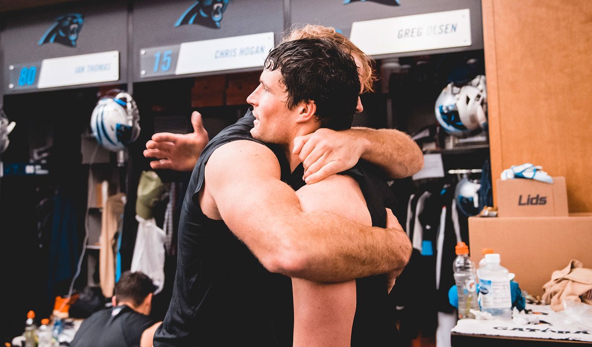maxhenson's tweet photo. At the time, we thought this photo from the 2019 finale was perhaps goodbye to Greg Olsen.

Photo takes on new meaning now. https://t.co/fhFL7YcLtI