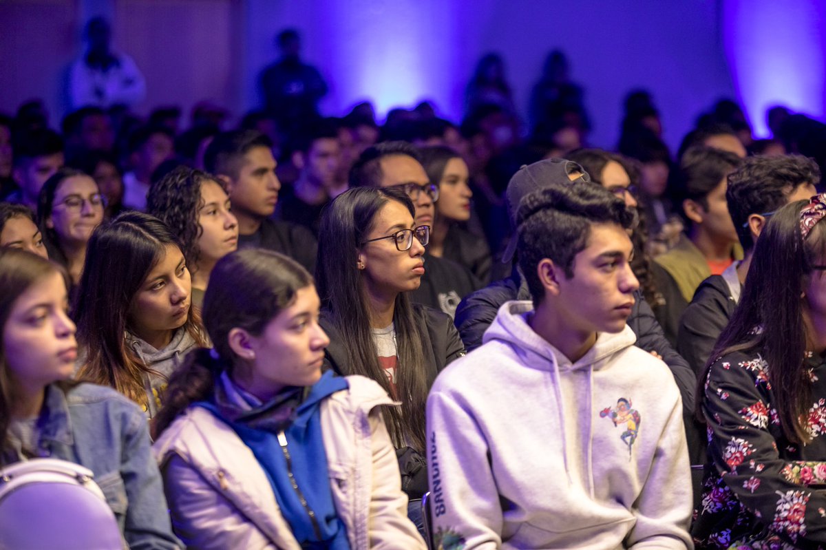 LGustavoPadilla's tweet photo. Hoy damos la bienvenida a las y los estudiantes de primer ingreso del ciclo 2020A. Los invito a disfrutar y aprovechar de la oportunidad de estar en @CUCEA_OFICIAL el mejor lugar para el talento. https://t.co/lmwHzKxkdk