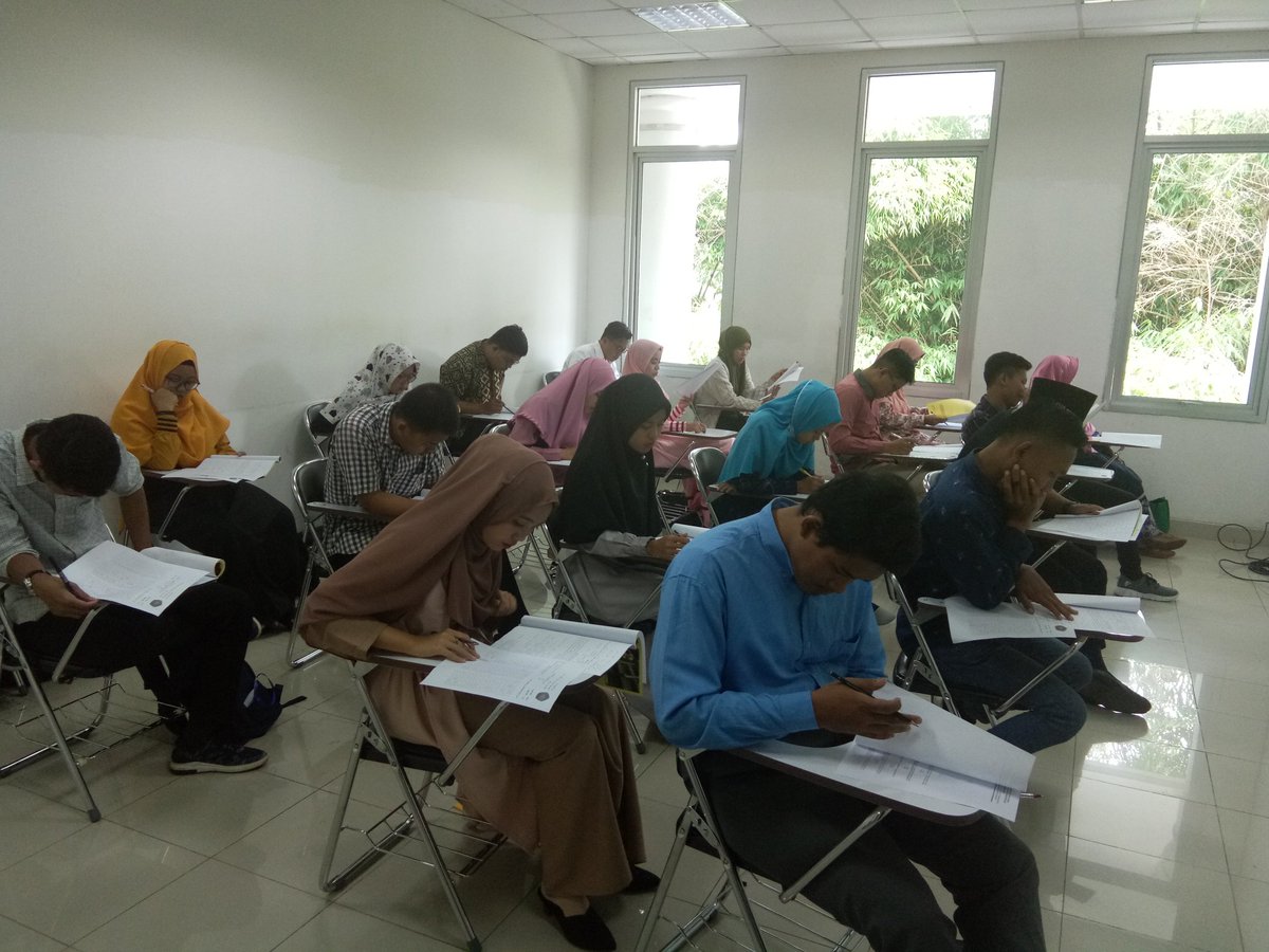 A Khudori Soleh (@khudorisoleh) on Twitter photo Hari ini seleksi penerimaan mahasiswa baru Pasca UIN Malang. Ada 220 orang yg ikut seleksi semester ini. Smg terjaring maba pasca yg bagus.
Cc <a href="/infoUINmaliki/">UIN Maliki Malang</a> <a href="/Psi_UINMaliki/">Psikologi UIN Maliki</a> Hari ini seleksi penerimaan mahasiswa baru Pasca UIN Malang. Ada 220 orang yg ikut seleksi semester ini. Smg terjaring maba pasca yg bagus.
Cc <a href="/infoUINmaliki/">UIN Maliki Malang</a> <a href="/Psi_UINMaliki/">Psikologi UIN Maliki</a>