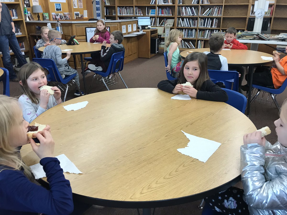 westylibrary's tweet photo. Homemade bread in honor of the Little Red Hen's hard work! @WestyElemSchool https://t.co/v2lXX28IPJ