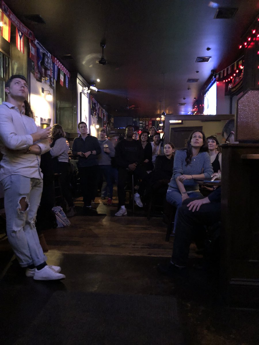 aprilglick's tweet photo. Awesome turnout tonight at the @NBKforWarren #DemDebate #WarrenWatchParty at @banterbrooklyn!! Weโre cheering on our gal, the UNITY candidate, @ewarren!
THAT SMILE! #timeforawomaninthewhitehouse #presidentWarren #Warren2020 https://t.co/rV7wz3RdiD