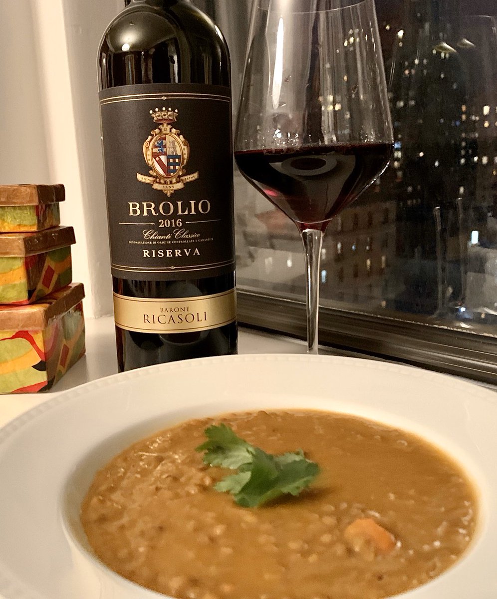 lisathewinechef's tweet image. Can we please talk about food already?! The @ricasoli_1141 Brolio Riserva was a real pleasure to enjoy with home cooked curried lentil stew! #winestudio