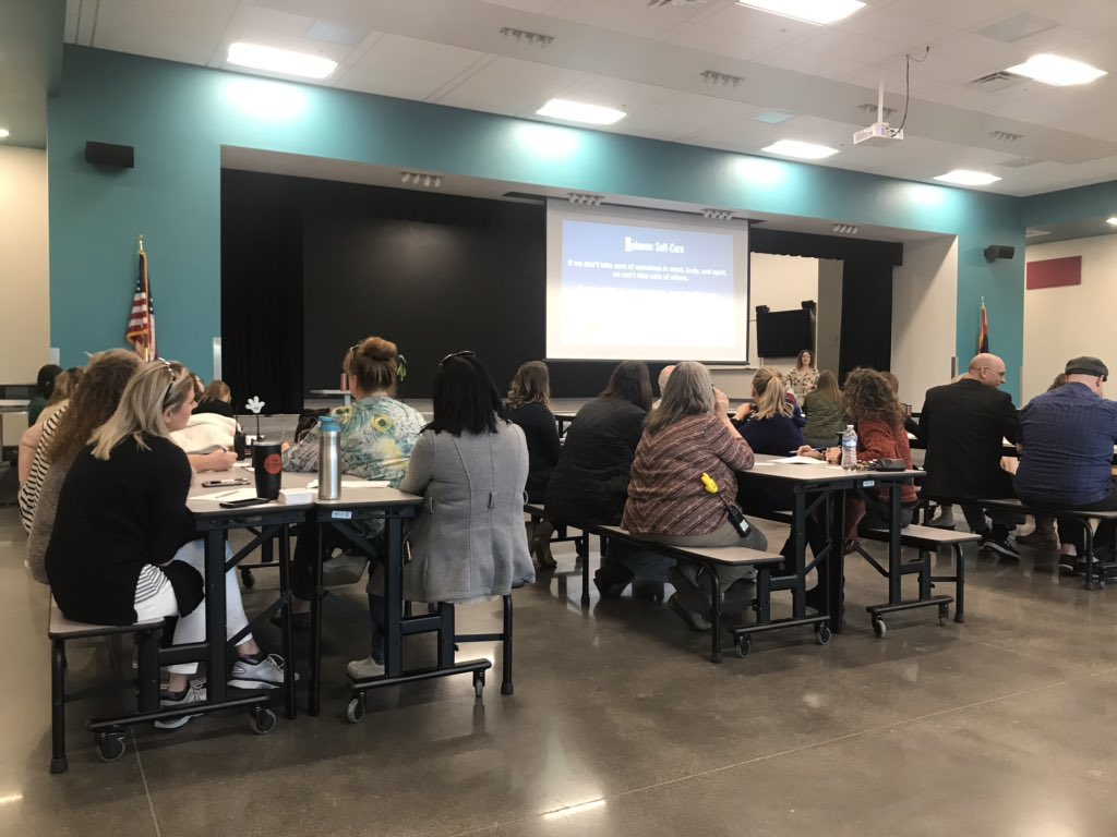 dmk8MUSD's tweet photo. A great morning to talk about self-care as we start the new year! Thanks to Dr. Ruich for the great discussion! https://t.co/JUdKc7JYpZ