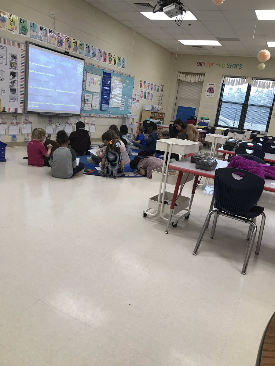 Principal0915's tweet photo. What a great day of learning! Principal Instructional rounds at the great Don Steed Elementary!! @DSESracers thank you for allowing HCS Principals to visit your school and classrooms! Keep up the great work!! @HokeCoSchools https://t.co/rNaCoxsgFV