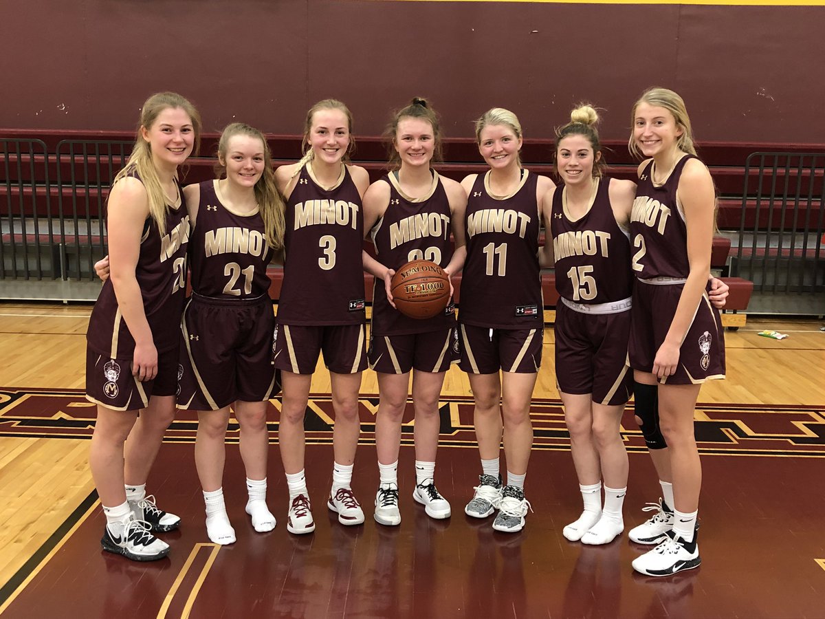 MajetteBB's tweet photo. Avery Lunde is the new Majette record holder for 3 pointers made in a game with 8....and she’s an Eighth grader! https://t.co/j51GFw0n6d