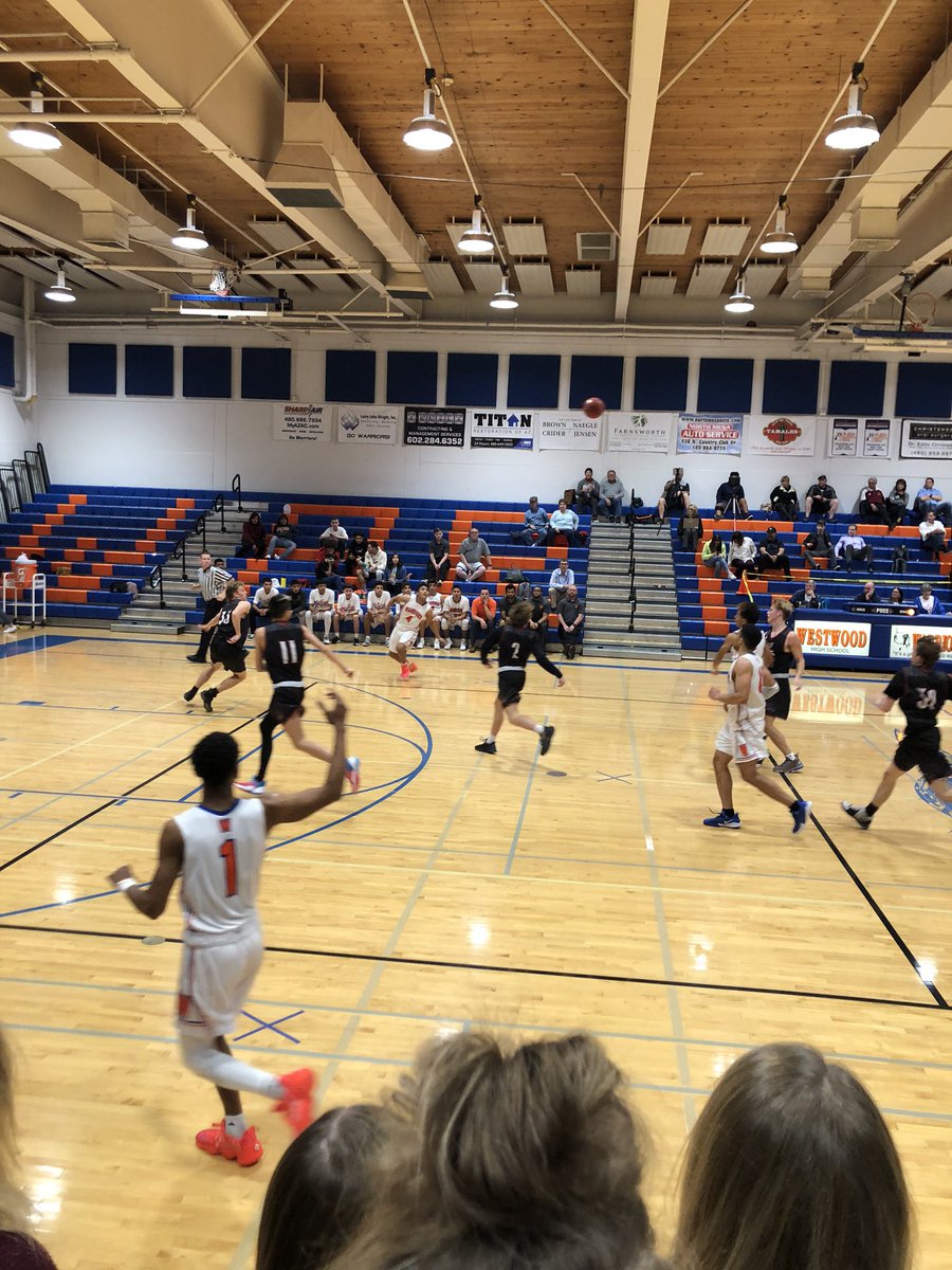 OwenMead4's tweet photo. go boys basket ball @RedMtLions @RMAthletics @RMBoysBBall https://t.co/QQGImHnViv
