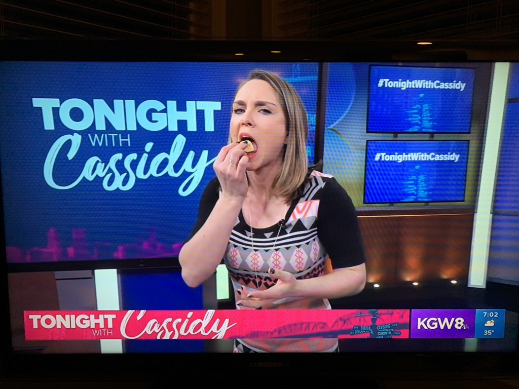 Way to rock the Limburger cheese <a href="/CassidyQuinn/">Cassidy Quinn</a>! My family eats it on dark rye bread at our annual “smorgasbord.” We love our stinky cheese! #tonightwithcassidy