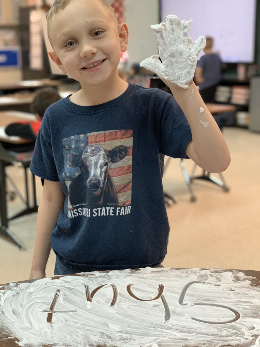MrsCook1stGrade's tweet photo. Having fun with sight word practice today! #ShineSES @SalisburyEleme1 https://t.co/TJKw52Gl24