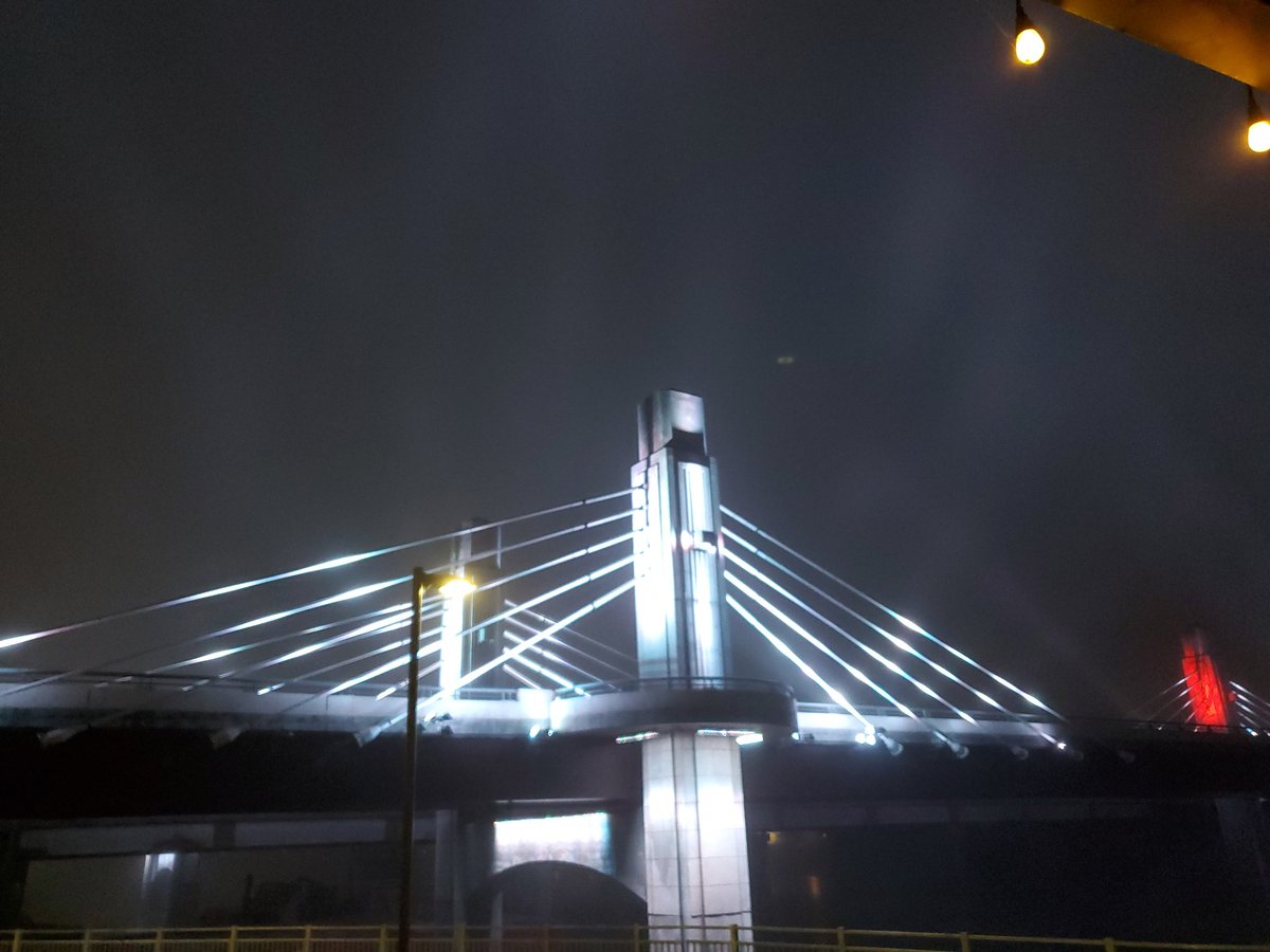BuzzardBillys's tweet photo. #bestviewinWaco https://t.co/FhtPbV75F9
