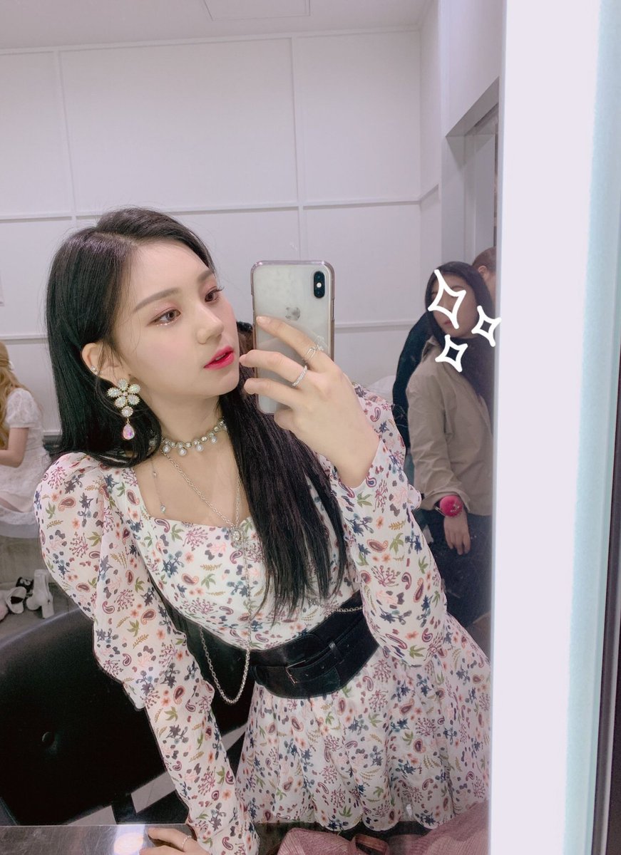UmnhaP's tweet photo. Umji
Post in Weverse 😍 https://t.co/hZlPmLwTnZ