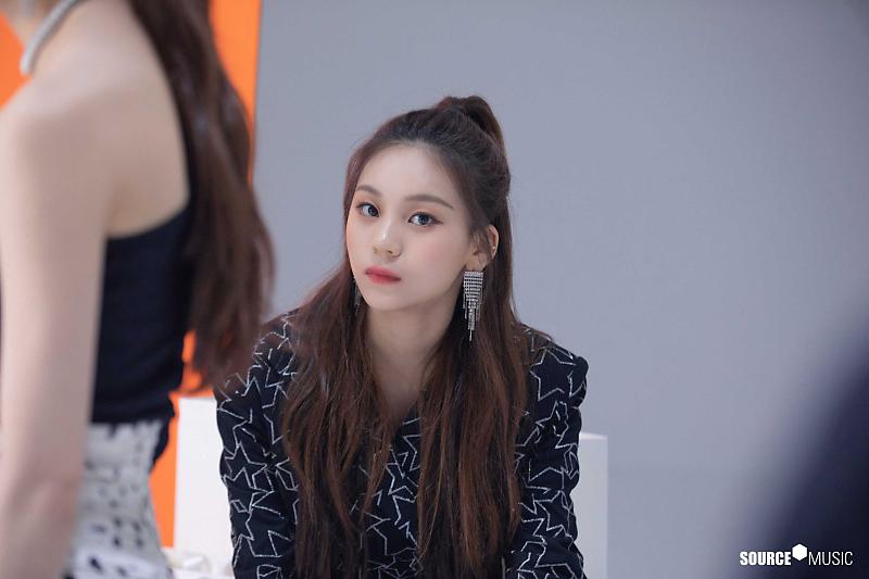 UmnhaP's tweet photo. https://t.co/RLNoklgH9w