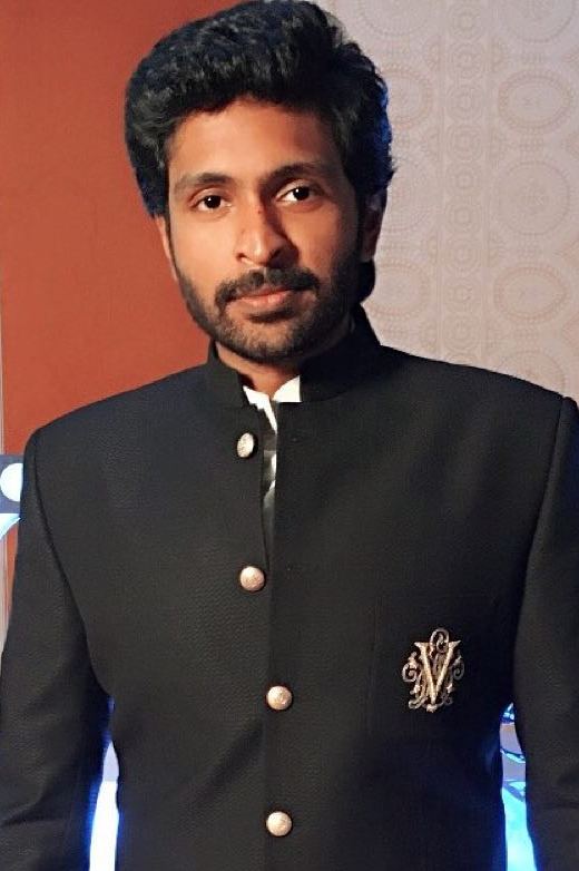 Wishing a very Happy birthday to @iamvikramprabhu garu!

#HBDVikramPrabhu @9by10Official