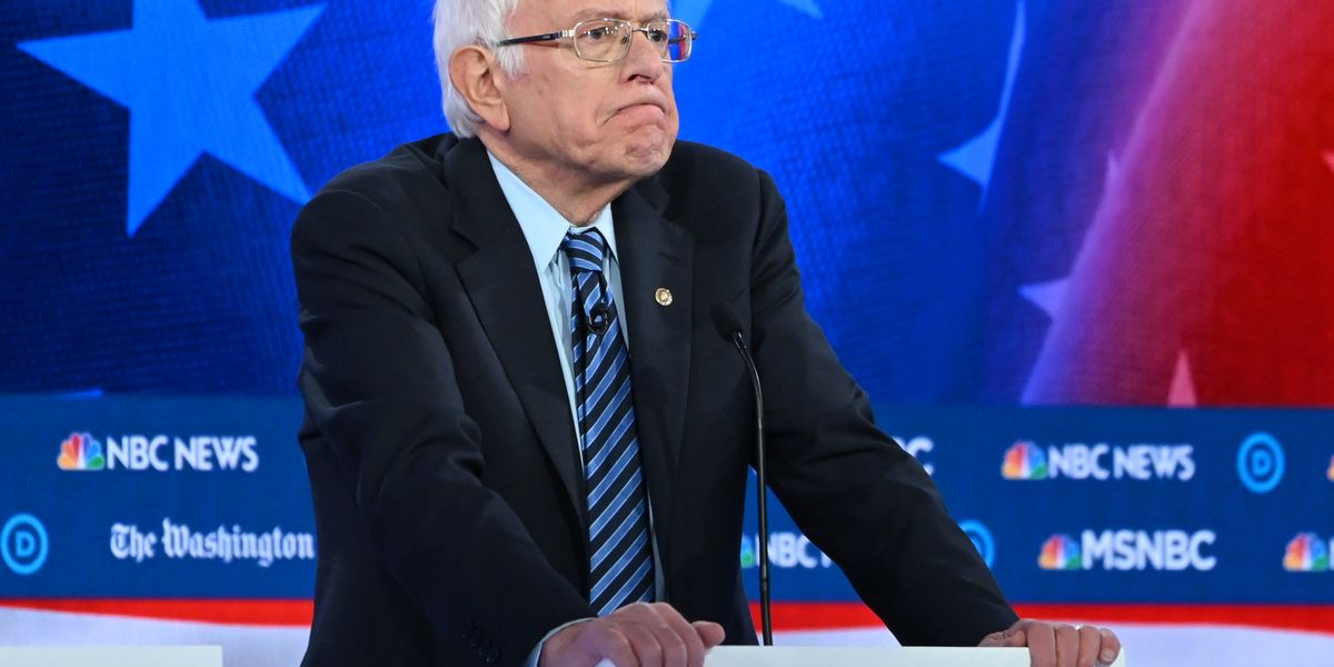 Chris_1791's tweet photo. Liberals rage against CNN over question to Bernie Sanders during Democratic debate https://t.co/Ya9qqUY3ti #Berniesanders #Berniesanderscampaign via @theblaze https://t.co/ipvydiFCbh