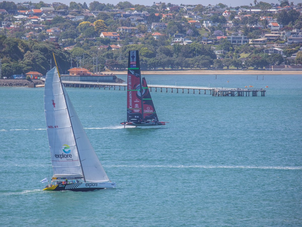 EmiratesTeamNZ's tweet photo. Past vs present.

#AmericasCup
#IACC Vs #AC75
#AmericasCupHistory
#exploresailing https://t.co/BEM3jWYIL3