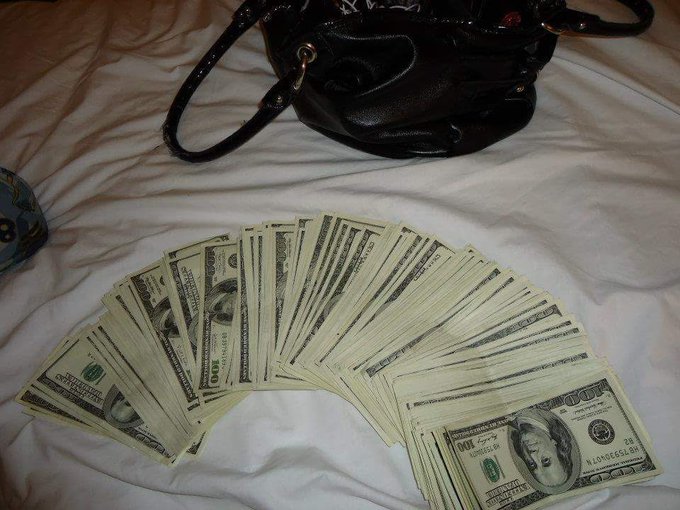 They dont call me HustleBarbie for no reason... I work hard and play harder👊🎯😘 The Hustle Never Stops💯💯<a href="/tag/mykidsareeverything"class="tags"><span>#mykidsareeverything</span></a>