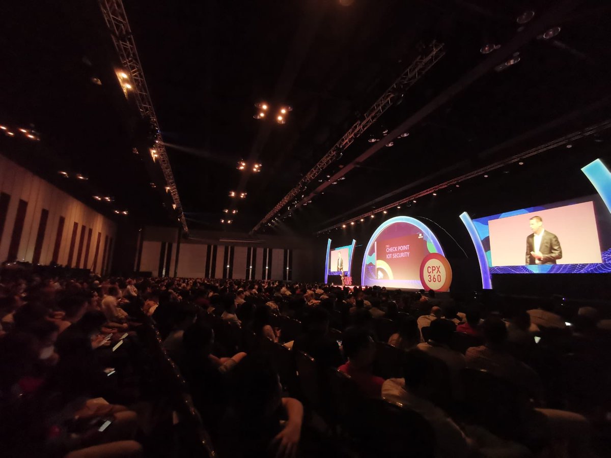 CheckPointSW's tweet photo. On stage at #CPX360Asia is Itai Greenberg, our VP of Product Management, sharing with customers and partners the principles behind Check Point's innovations, driving down false positives and increasing #cybersecurity productivity. #threatprevention https://t.co/xxbyR6OQ2W