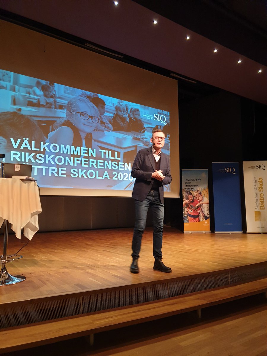 ATafvander's tweet photo. Nu är vi äntligen igång #battreskola #peterfredriksson #skolverket #väsby #skolutveckling https://t.co/2SpO2LMC1K