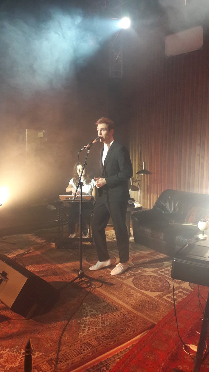 HeleneHPDV's tweet photo. #LesSerge🎵🎬 2e jour du #tournage @Francetele, @ComedieFr et @LaBelleTele
Avec🎶 Sébastien Pouderoux
Stéphane Varupenne
@YoGasiorowski
Rebecca Marder
Noam Morgensztern
@benlavernhe🎸🎹🎷🎤🎺
#Gainsbourg
@StudiosFerber🎙🎧🎚 @France3tv📽💻📲📺 https://t.co/ErBSd48gLi