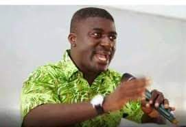 PrinceHenry_PHK's tweet photo. Who advised Bossman Asare to appear on this show?

You see the original "Incompetent"?.
#SayNoToNewRegister #ReleaseTheAmbulancesNow 
#FixOurRoadsNow @Citi973 @benkoku @hughes_onair @GHOneTV @tv3_ghana @CheEsquire @lordcudjoe @kbentil @BBSimons @phunky___ @tunji96 @blac4rina https://t.co/IOf2frJ7xC