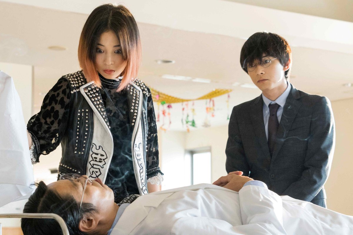 modelpress's tweet photo. 【このツイートをRT】
《キャスト登壇予定》広瀬すず、吉沢亮ら出演映画「一度死んでみた」完成披露試写会（2/24）に10組20名様をご招待😍

〆切：1/31 正午

@shindemitamovie @Suzu_Mg @ryo_staff 

応募フォームはモデルプレスアプリのみで限定公開！DLしてね👇
https://t.co/C9BKUlNTUw https://t.co/lONUcfuyua